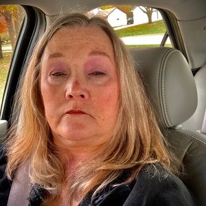 Meet your Posher, Cynthia